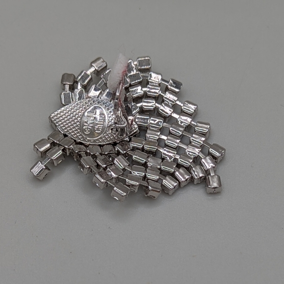 Kenneth Jay Lane Silver Earrings with Cluster Design and Chandelier Effect - Picture 5 of 9